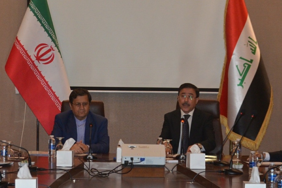 The governor of the Iranian central bank (on the left) in Baghdad (IRNA, April 23 2019).